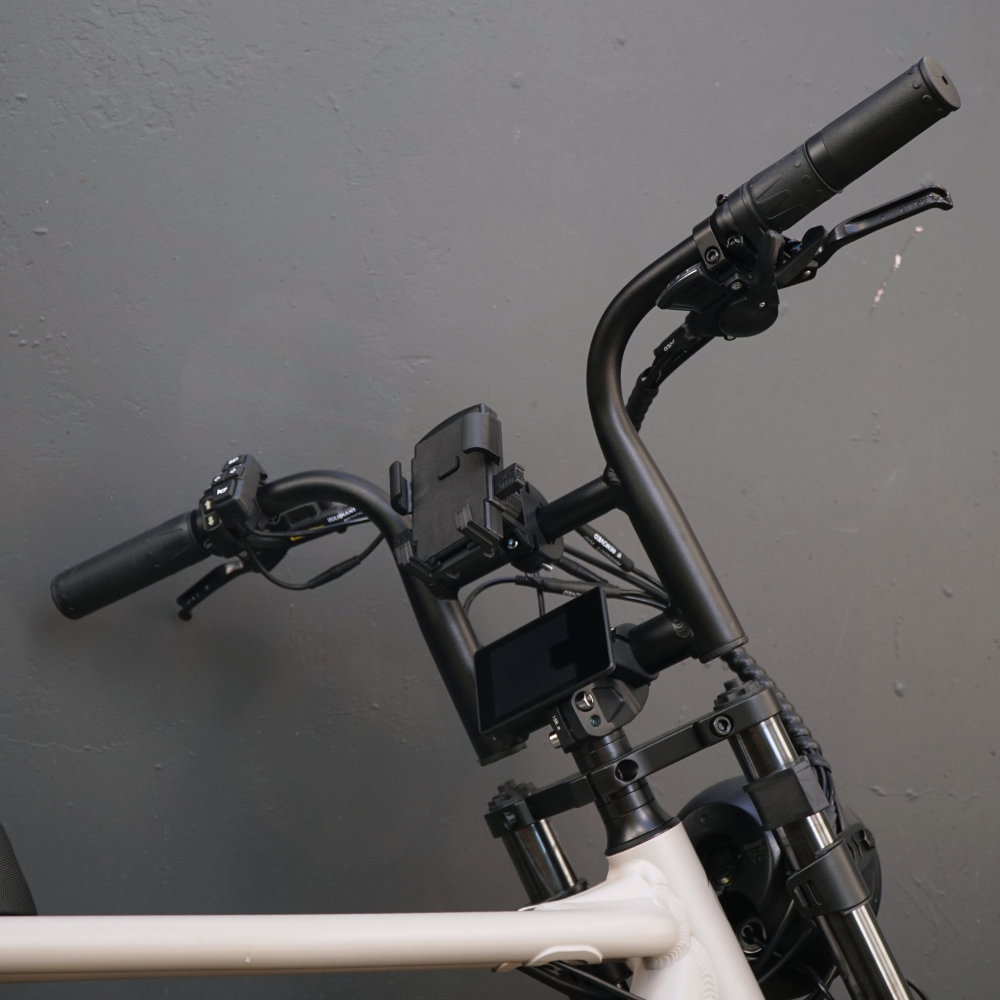 Fatfish Phone Holder